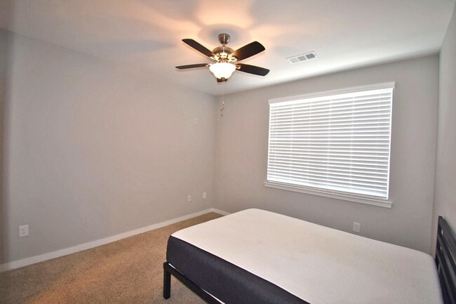 Photo - New modern 1BR/1BA condo in the hot Solo East development! W/dryer included, 8 mins. from downtow...