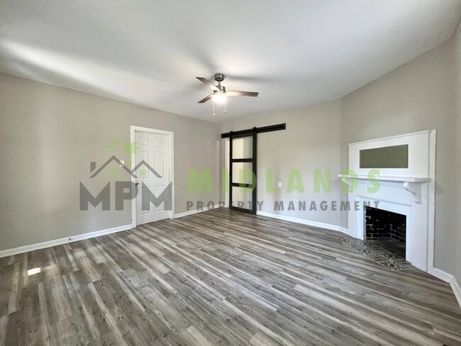 Photo - 320 Corley St