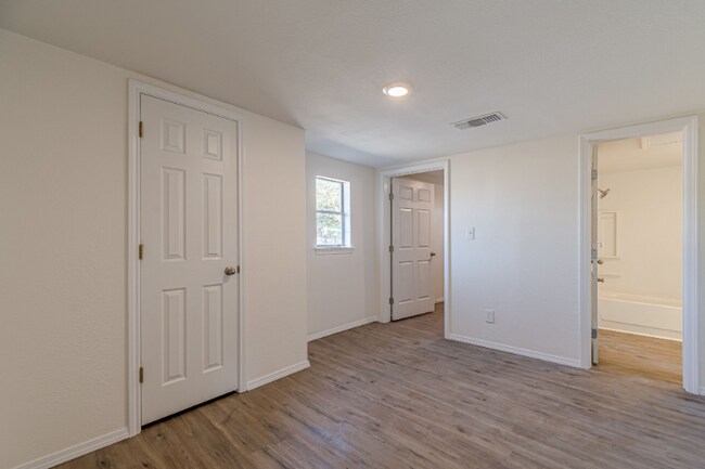 Photo - 509 Brown Ave