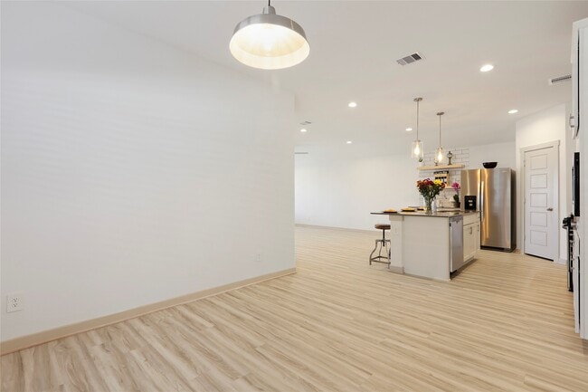 Photo - 2921 Stamford Hl Ln