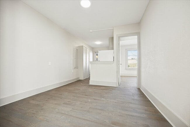 Photo - 1632 Hawthorne St Unit 1