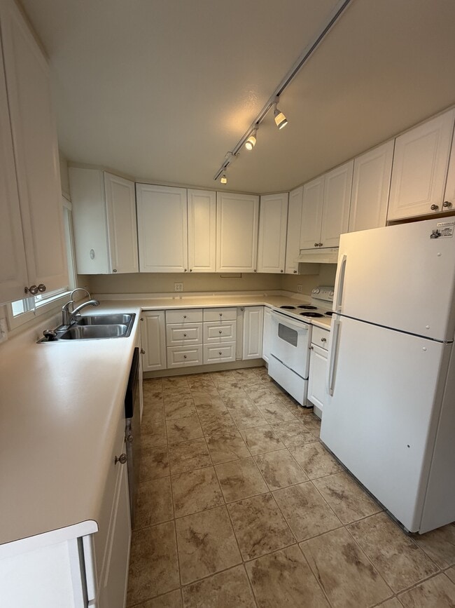Photo - 506 Sonoma Ave