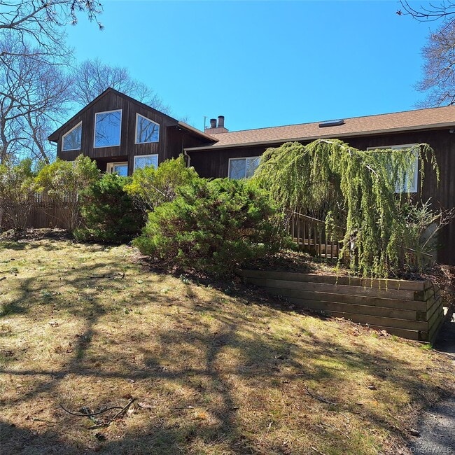 Building Photo - 7 Clay Pit Rd