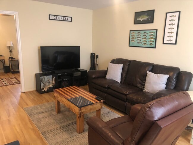 Photo - 159 E Cloverhurst Ave Unidad 2