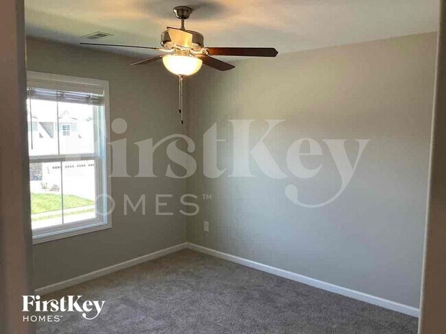 Photo - 1349 Millet Dr