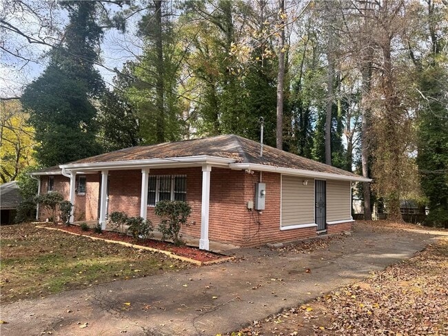 Photo - 2191 Beecher Cir SW