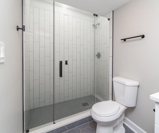 Photo - 1364 W Ohio St Unit 1R