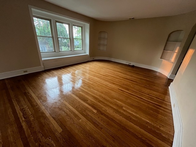 Livingroom - 638 Taylor Ave Unit 2