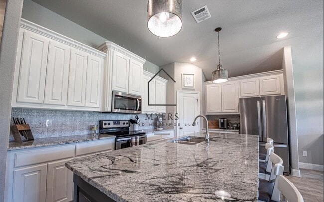 Photo - 1412 Town Creek Cir