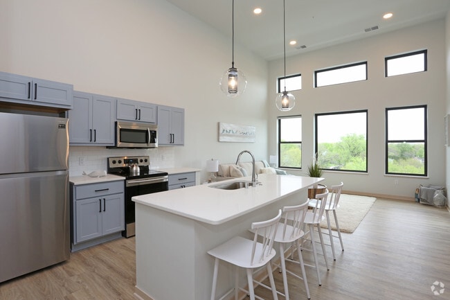 1BR, 1BA
