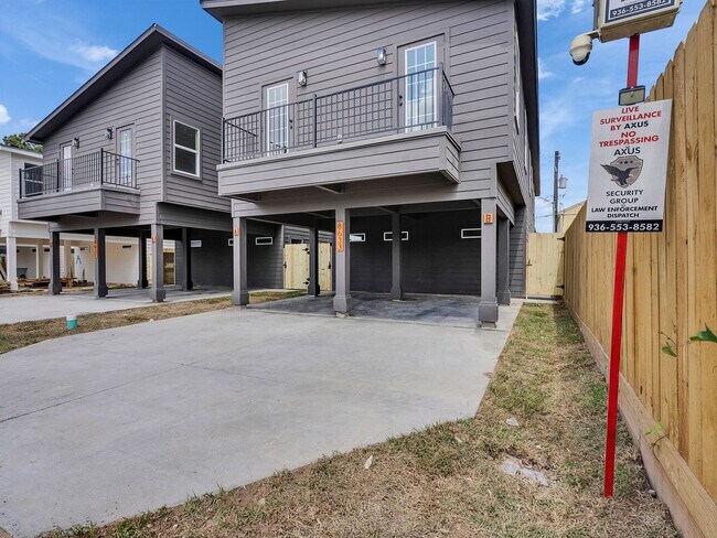 Photo - Modern 3BR Duplex – New Construction in Houston