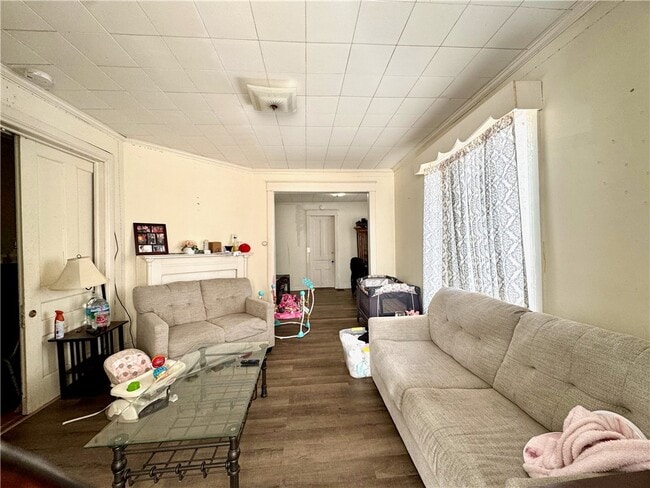 Photo - 49 Spruce St