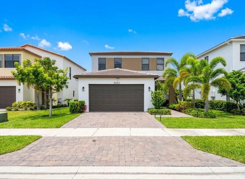 5553 Quiet Lake Pl