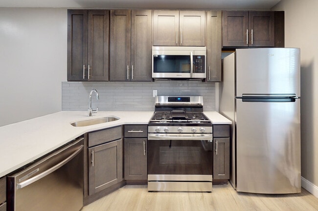 Wyndmoor Apartments