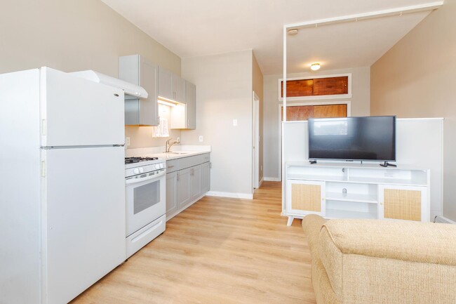 Building Photo - 29 Ocean Blvd Rental