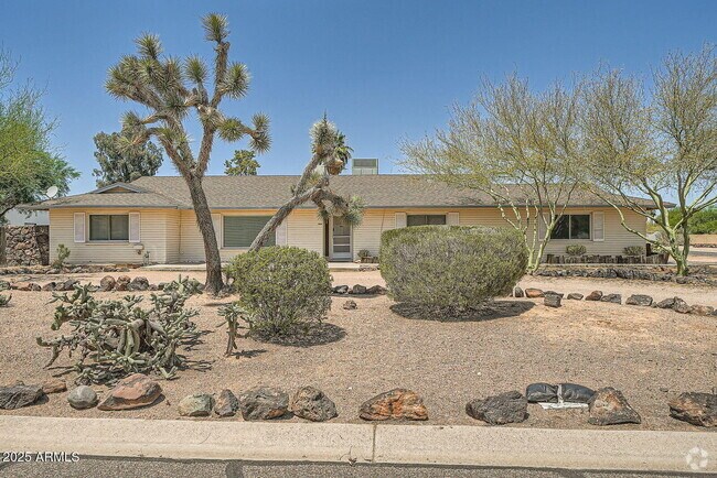 Building Photo - 6220 E Gold Dust Ave Rental