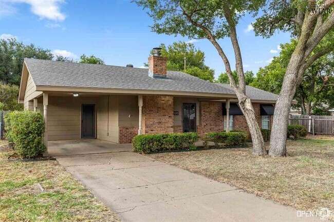 Building Photo - 4102 Stearns Ave Rental