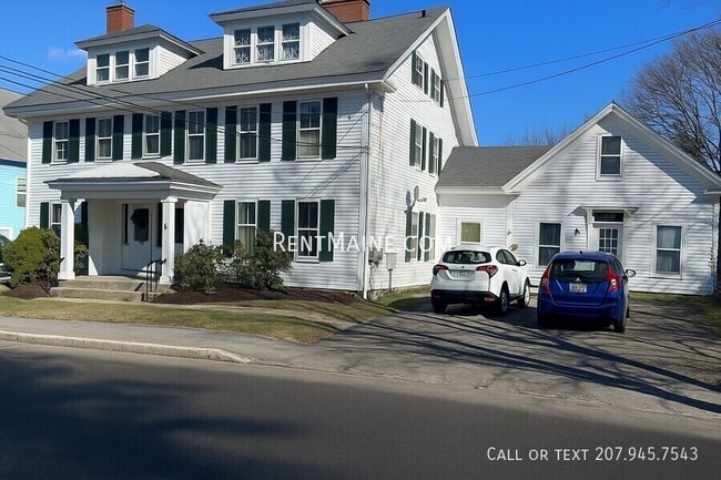 Building Photo - 12-16 Fifth St