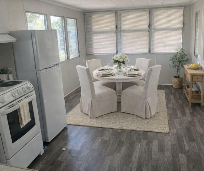 Photo - 10 Circle Dr