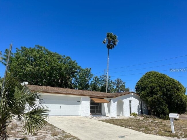Building Photo - 7431 Buchanan Dr Rental