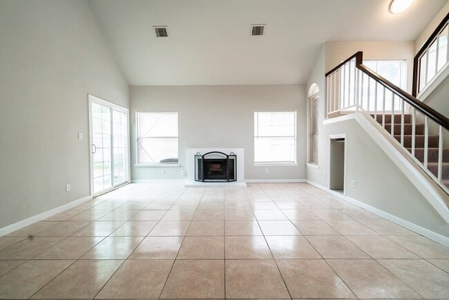 Photo - 11611 Glenwolde Dr