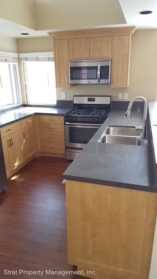 Photo - 951 Agate St