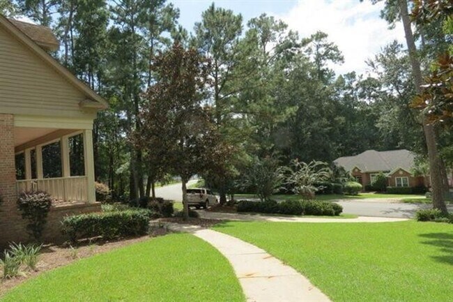 Photo - Stunning 2 Story Home in Golden Eagle