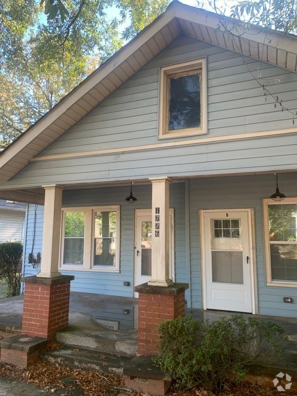 Building Photo - 1776 Thompson Ave Rental