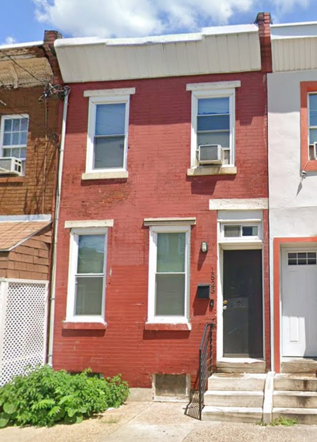 Building Photo - Spacious 2BR / 2BA Single-Family Home – Move-In Ready in North Philadelphia!