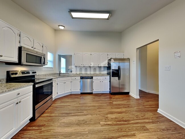 Photo - 1613 Blankenship Dr