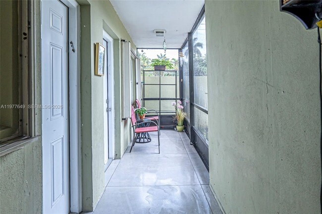 Photo - 1425 Arthur St Unit 116