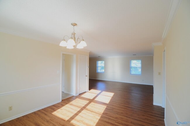 Photo - 8205 Willowbrook Cir SE Unidad C