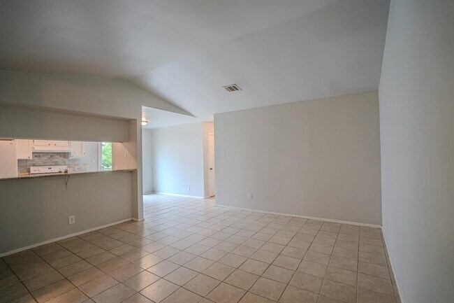 Photo - 12403 Tree Line Dr