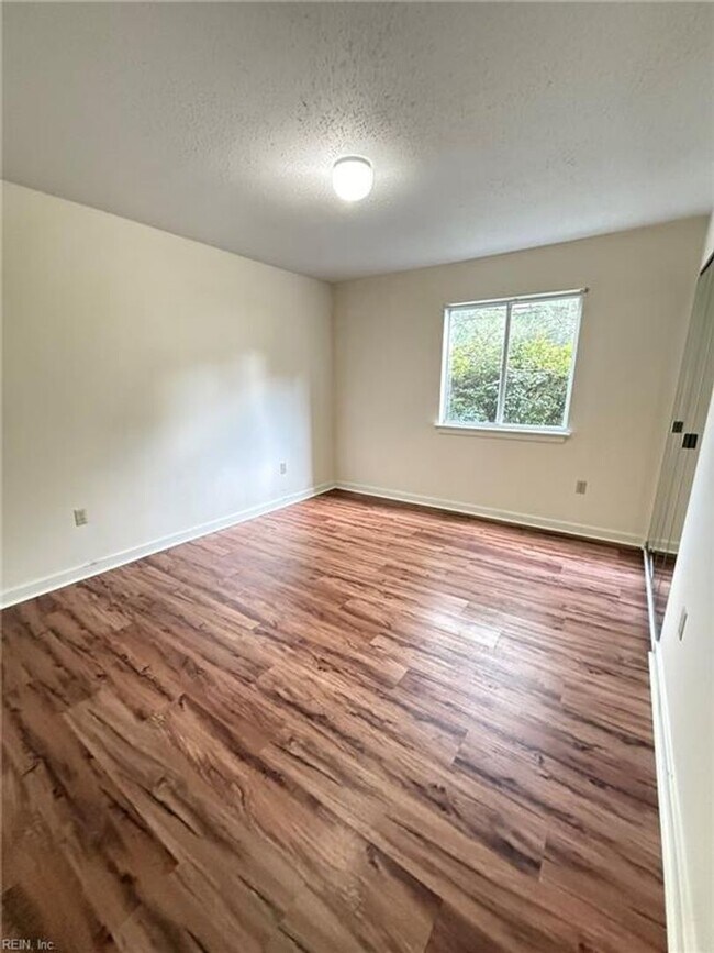 Photo - 2 Bedroom 1 Bath Condo