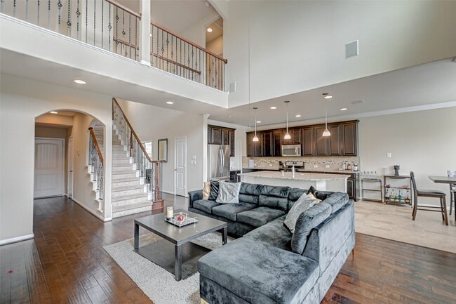Photo - 9526 Bonbrook Bend Ln