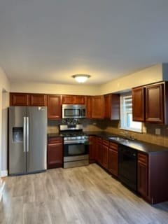 8157 W Walsh Ln Unidad 2