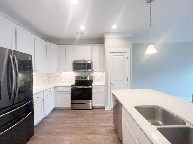 Photo - 803 Stonebriar St