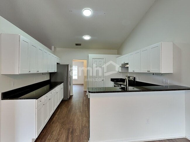 Photo - 1001 SW Hamrock Ave