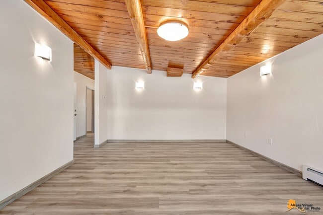 Photo - 408 E Manor Ave