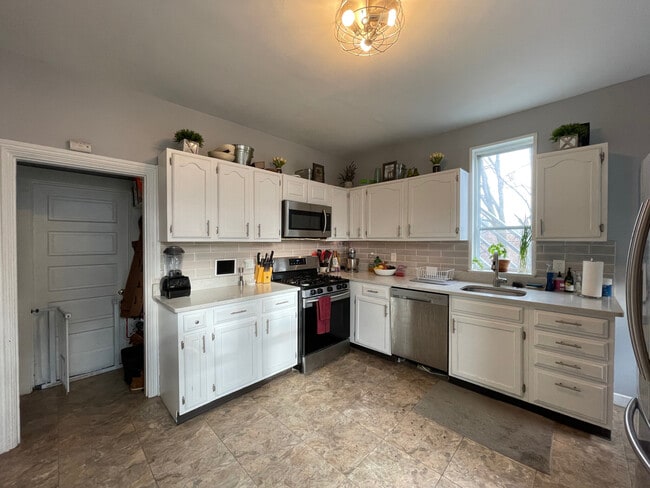 Photo - 38 Highland Park Ave Unit 2