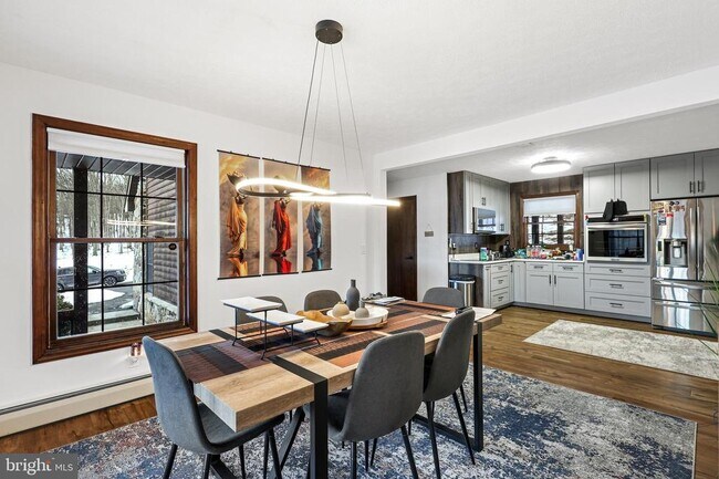 Photo - 761 Timberlake Dr