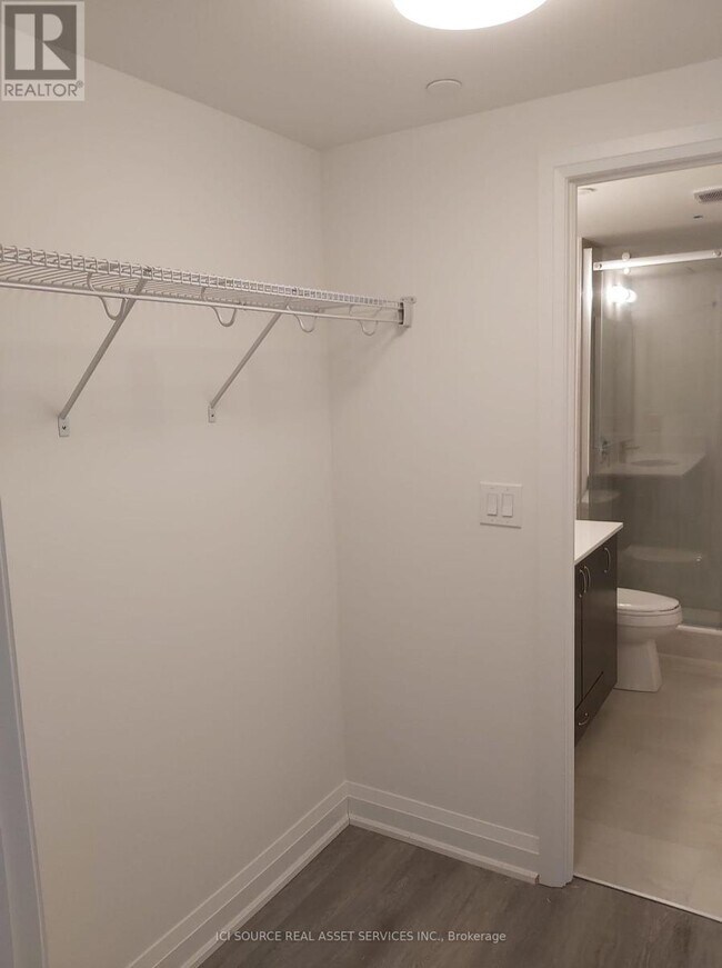 Photo - 58 Lakeside Ter Unité 209