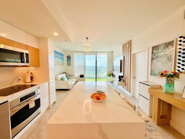 Photo - 90 SW 3rd St Unit 3306