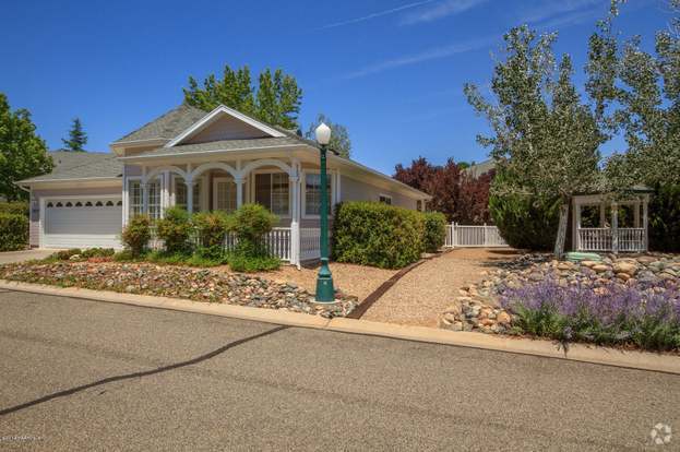 Building Photo - 1835 E Mulberry- Rental