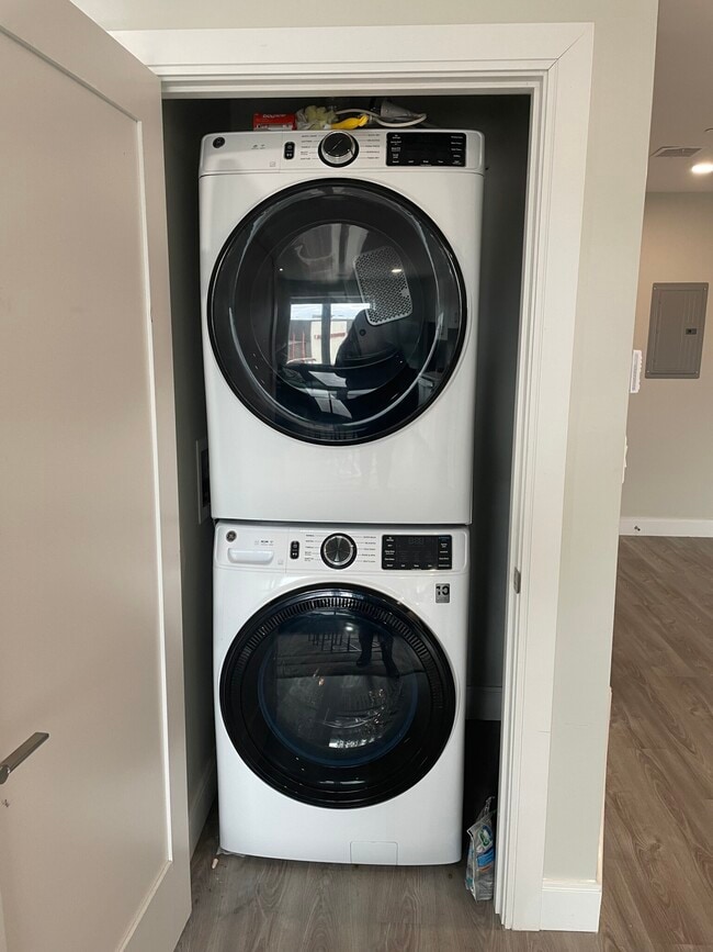 Photo - 7 Cottage St Unit 200-303