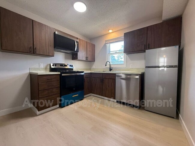 Photo - 3609 N 60th St Unit 6