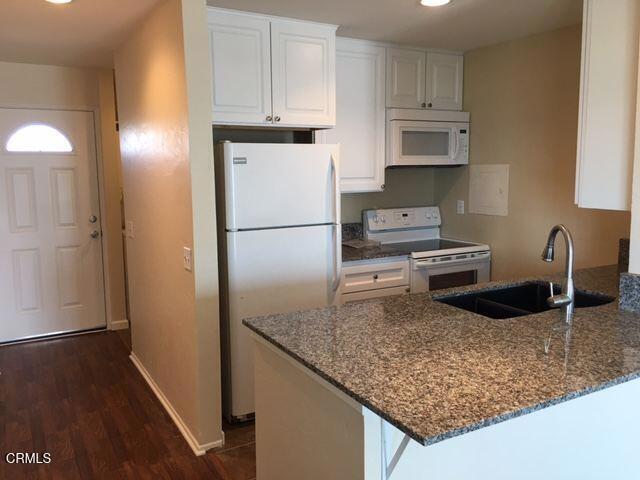201 E Surfside Dr