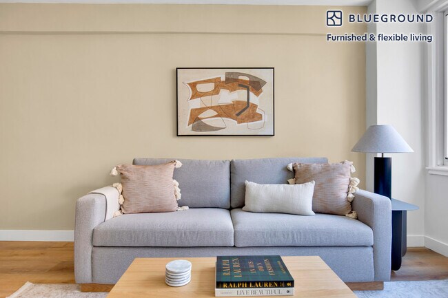 Photo - 340 E 51st St Unidad FL9-ID867