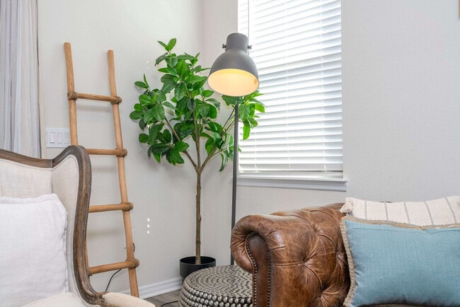 Photo - 3449 Lilac Wy Unit ID1038606P