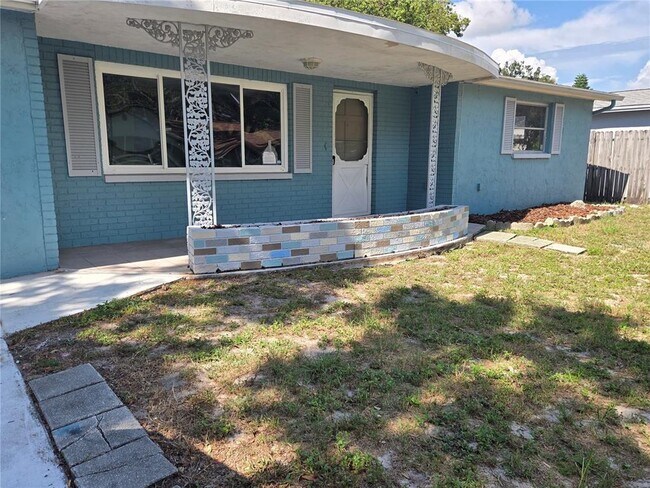Building Photo - 5307 Whippoorwill Dr Rental